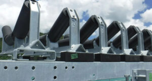 Giá đỡ con lăn trục đôi băng tải Nhật Bản do Nippon Conveyor sản xuất